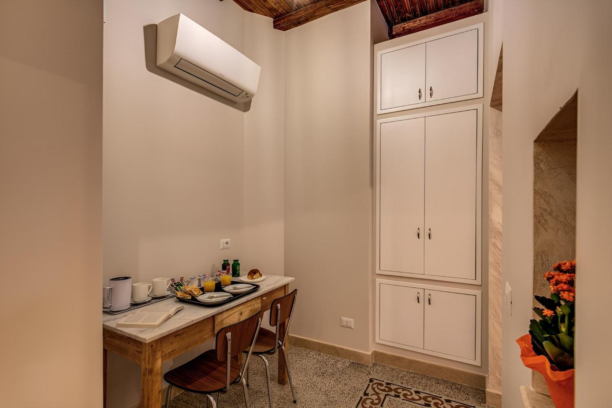 Colosseo Accomodation Room Guest House Rome Extérieur photo
