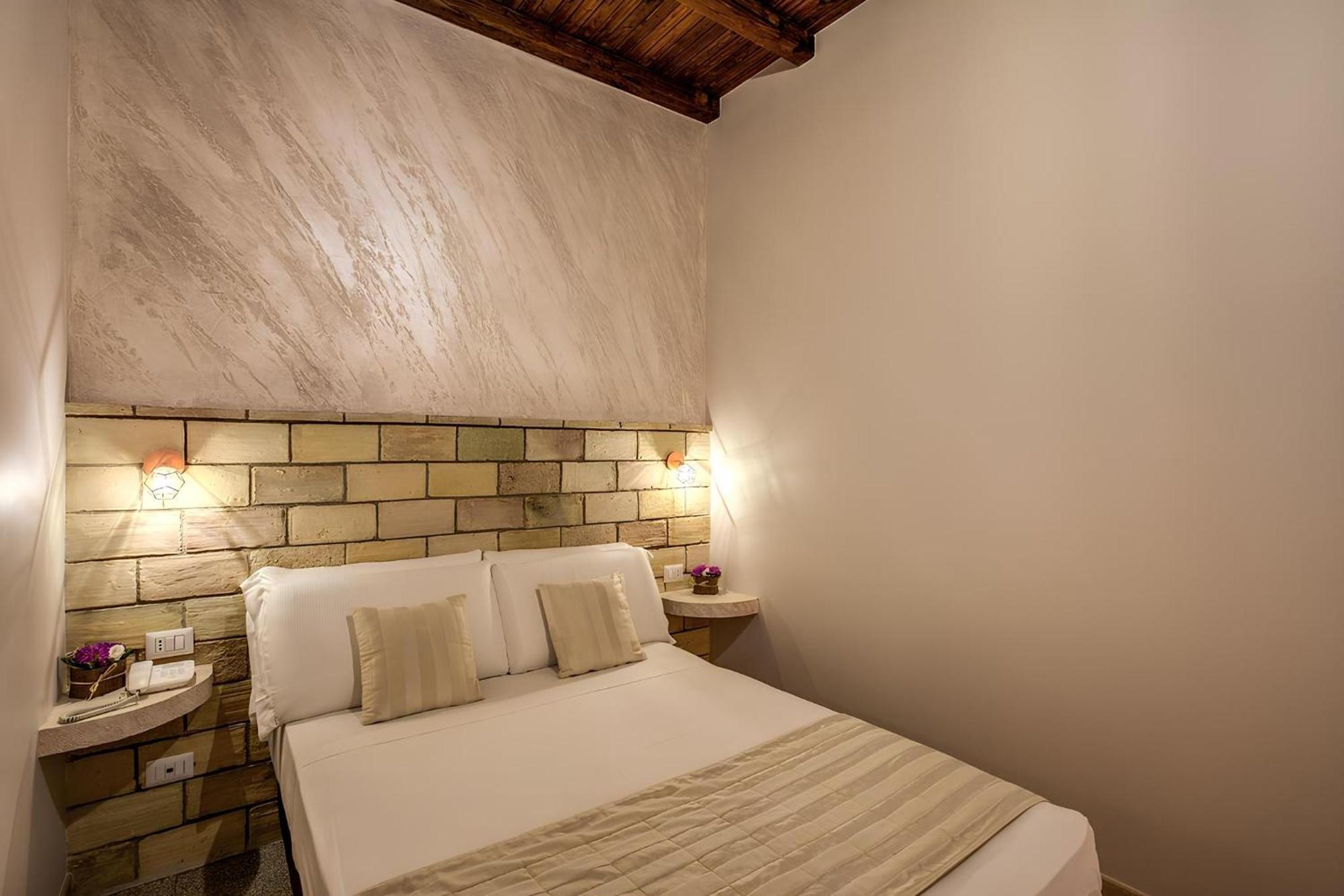Colosseo Accomodation Room Guest House Rome Extérieur photo